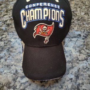 Tampa Bay Buccaneers Men's Reebok On Field Conference Champs Mesh Velcro Hat